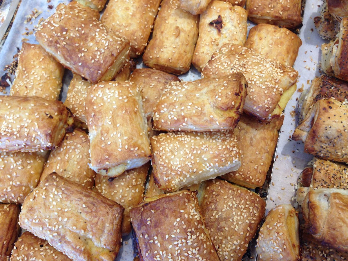 JTSimonFam's tweet photo. What I ate for the pre fast meal! Healthy af... But they had just come out of the oven so they were hella good https://t.co/8YIas4q8dF