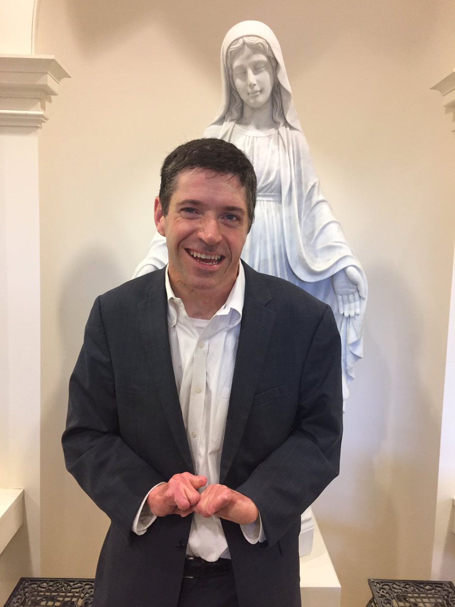 PAheadmaster's tweet photo. Bestselling author of "On Fire: The 7 Choices to Ignite a Radically Inspired Life" inspired us at PA today! Thank you! #HeadmasterPost https://t.co/9umyZlO4T1