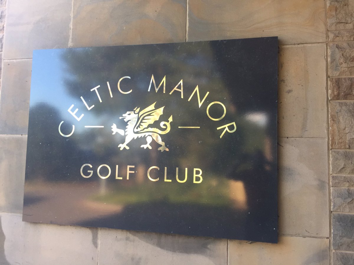 UKFootgolf's tweet photo. Fantastic meeting with @GDW_Golf at the beautiful @TheCelticManor today. Lots of great plans for the future of both sports! ⚽️⛳️❤️ https://t.co/72sIJPWFsb