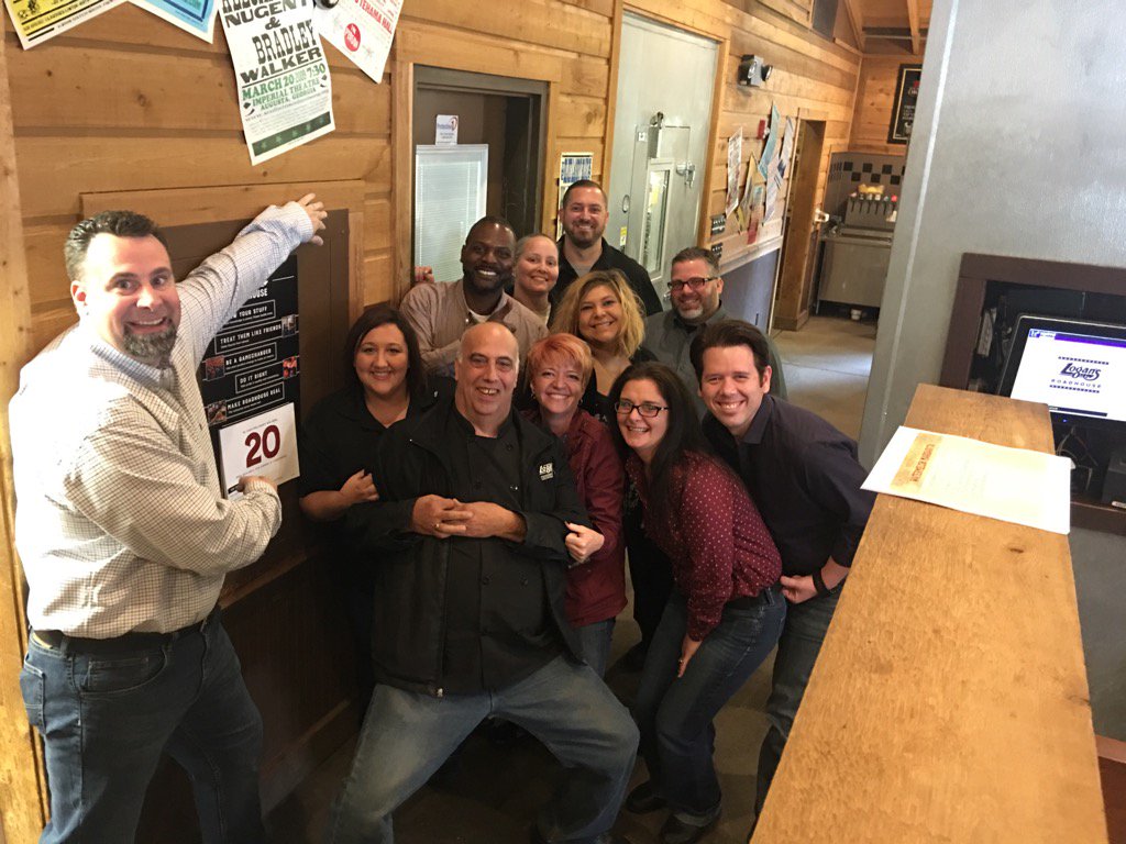 john_iannucci1's tweet photo. 20 days and counting... This Ohio team is all about Owning The Road.  #wethebest #THEohiogamechangers https://t.co/duibgJBcgF