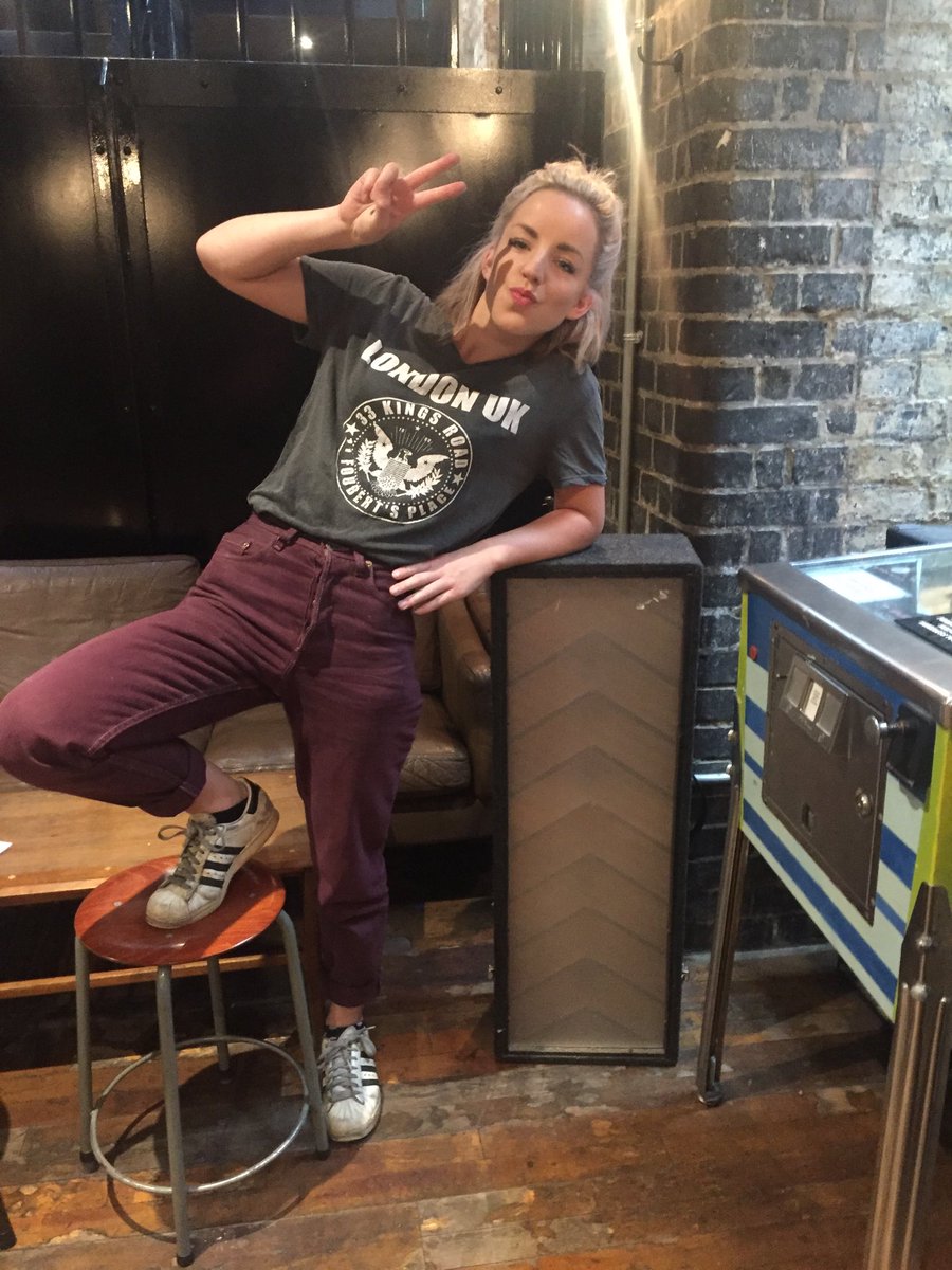 Last shift pre sabbatical for <a href="/vickipower/">Vicki Power</a>. Will be missed <a href="/askfor_janice/">Ask For Janice</a> and all of ULG 😘😘😘