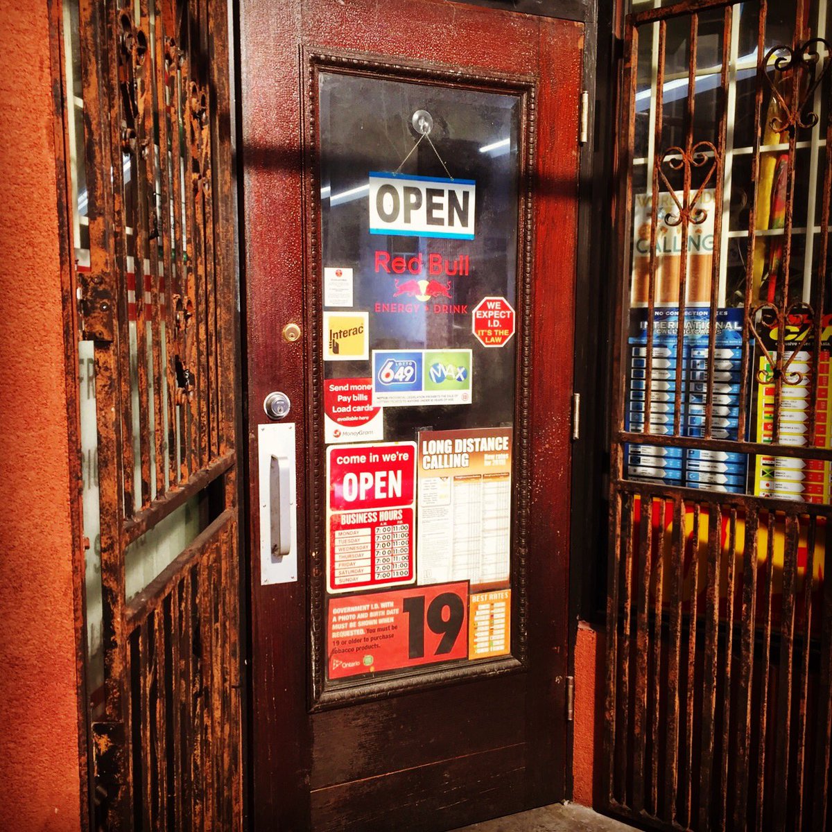 dylcasanova's tweet photo. Soon will you all love this door... 😀 #kimsconvenience @CBC #acting #tvshow #fun 🔝 https://t.co/5davvfgQIj