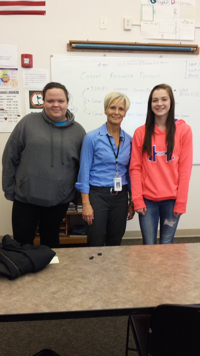25Riebel's tweet photo. Ss lead our learning, spkr compliments os Ss research.  Finding out about community resources. #WALC #WAPS #PBL.  Thx students! https://t.co/bz0a9NlGyo