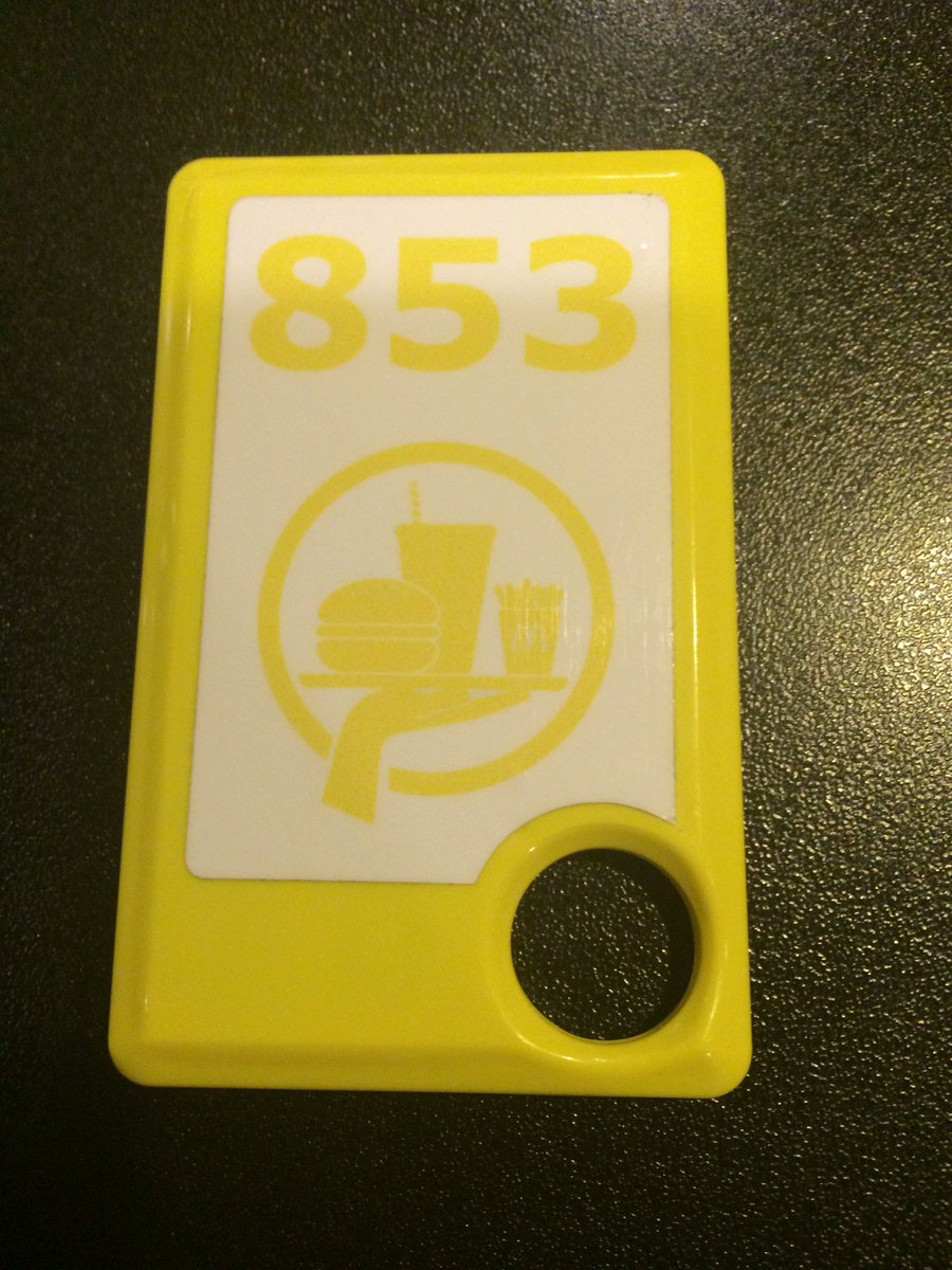 Javi_Marin's tweet photo. @mcdonalds_es vaya fail el nuevo sistema de atención en la mesa! Se destruye el concepto de fastfood! Más de 20 min esperando y aún queda! https://t.co/HhSxVEbGm4