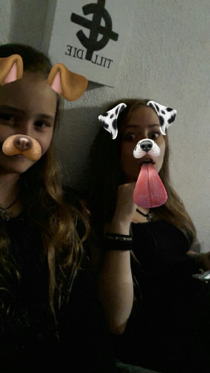 Nadine_12_'s tweet photo. @janmeyer #Foti4Jan Das bin ich und meine crazy Schwester
@crime_pandaa
Hier ein 》❤ 《 für dich
Bekomme ich und meine Schwester auch ein ❤? https://t.co/znfA6926TJ