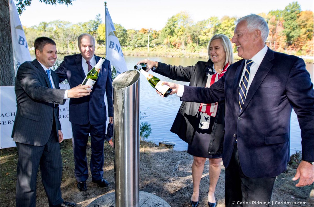 BNY Wealth tweet media