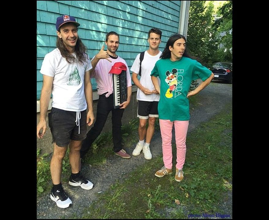 TurnUpBlog's tweet photo. SEVEN IN THE MIX
New week! new mix! Here are 7 crackers
https://t.co/1RAhLPkTr0 @teenbrainsband @mintrecords #MusicIndieBlast #AltMix https://t.co/dGI8NfxEP6
