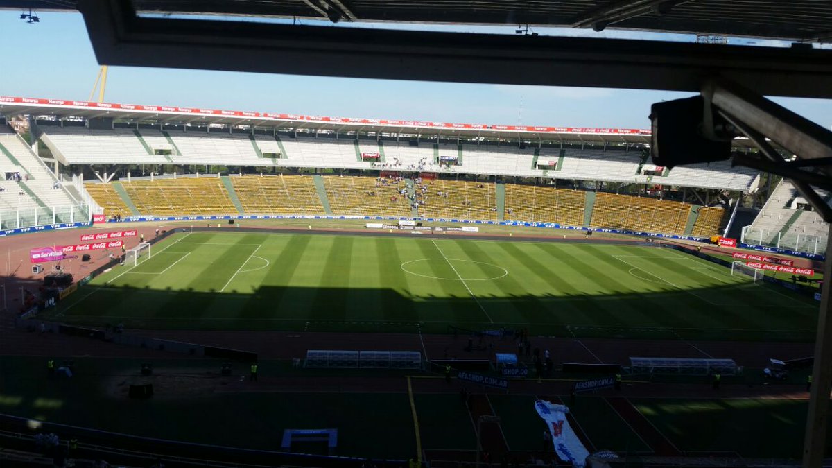 LuisEnriquePy's tweet photo. Así luce el Estadio Mario Alberto Kempes #PARvsARG @LaUnionAM800 @GriteloF https://t.co/Ncfj16wd9s