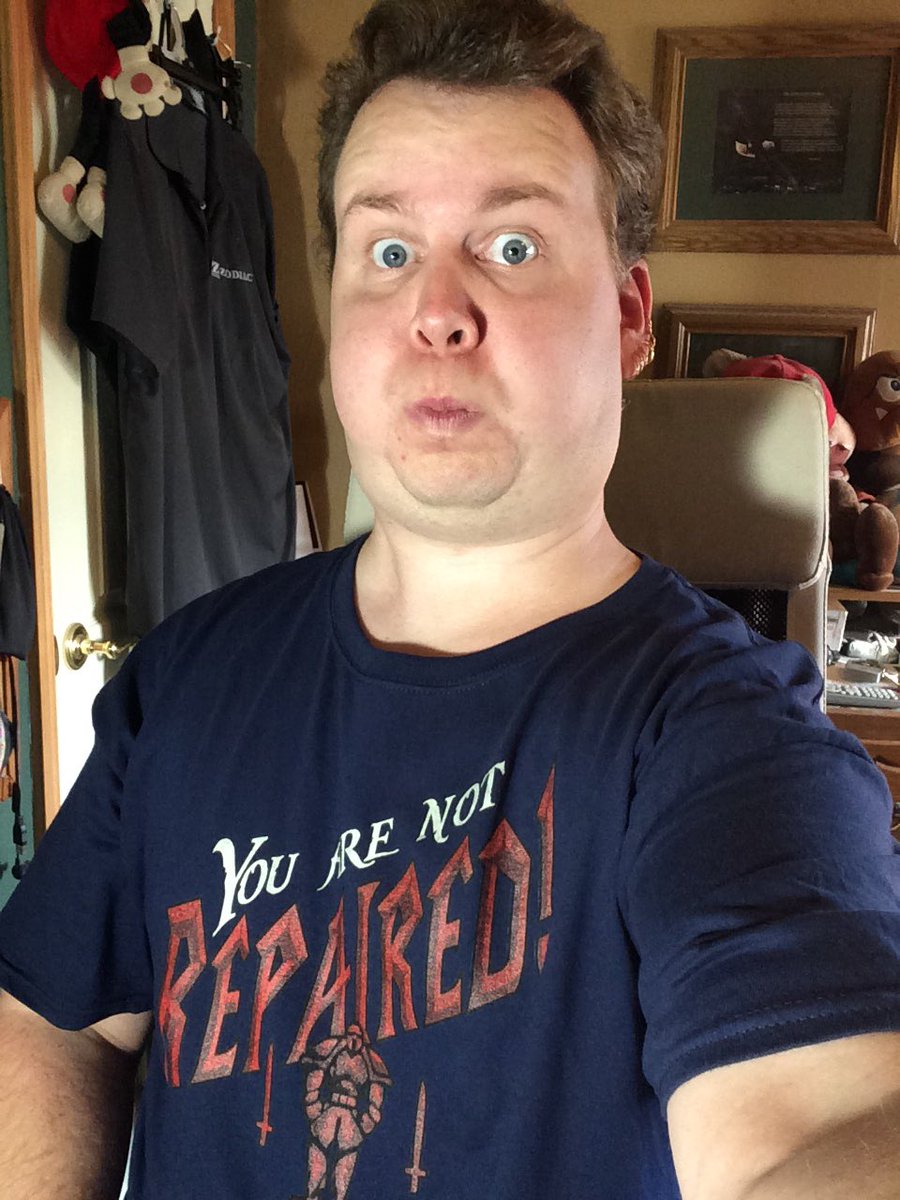 ABonusLevel's tweet photo. Hey @CtRGuild, anybody have a Jeeves? #NotRepaired #WellPlayed2016 https://t.co/mgyqs2LKpf
