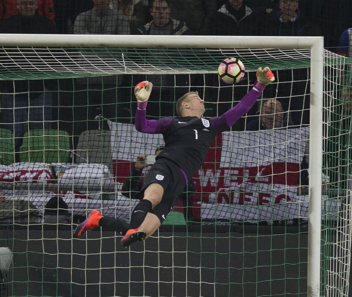 DickiePelham's tweet photo. @England @VauxhallEngland The most amazing save i have ever photographed from #joeHart https://t.co/Hg0sNClw8W