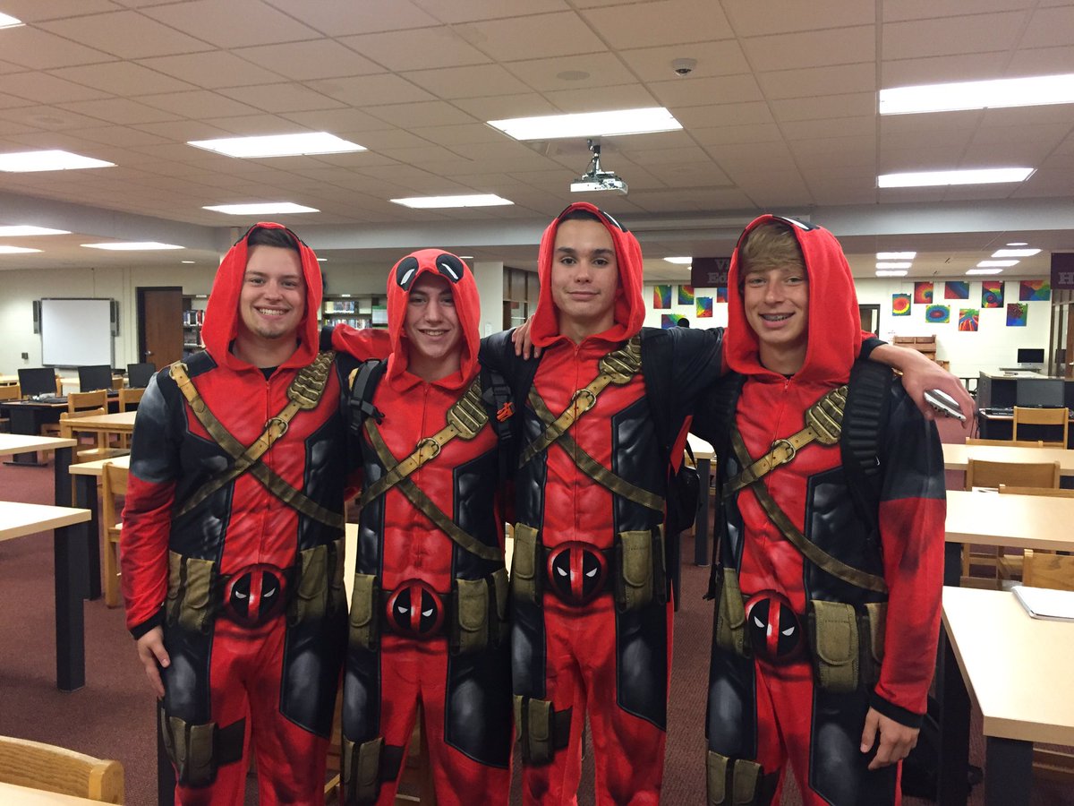 karla_kossow's tweet photo. Homecoming Week at MFHS! Twin Day! They're multiplying...
#mfedchat #fallshs #fallspride https://t.co/JXOSVtr1Kd