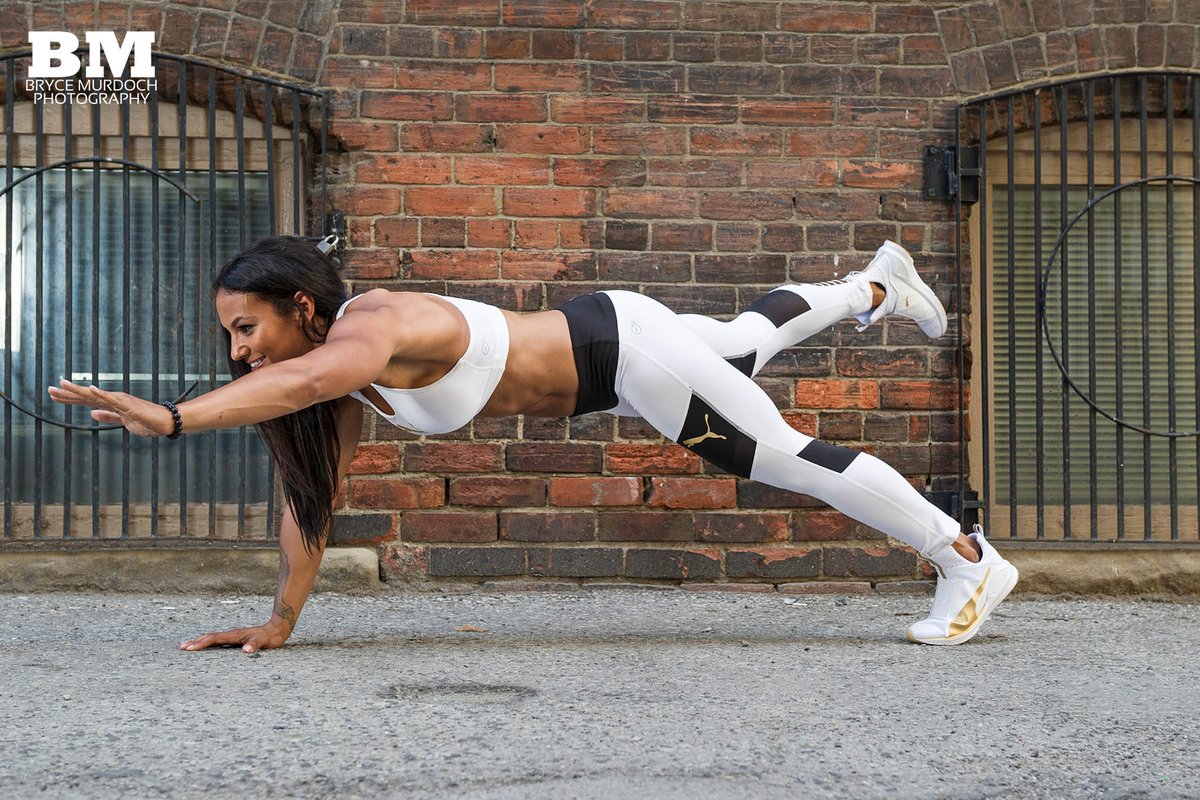 TrainItRight's tweet photo. Give this a try during your next ab circuit! #trainitright For programming head over to https://t.co/wwU1f7DTb4 #PumaWomen #foreverfaster https://t.co/hTSPoxLdw6