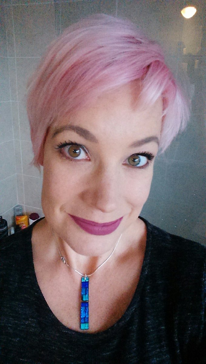 BeckyWilliams1's tweet photo. How long should I stay pink??? https://t.co/COQ6MetZgh