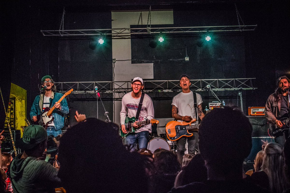 THESTRANGEHOUSE's tweet image. New episode w/@RyanScottGraham of @SpeakLowMusic. Thanks again, Ryan!

Listen - apple.co/2dI8CbM

📸: @Jacoboyd