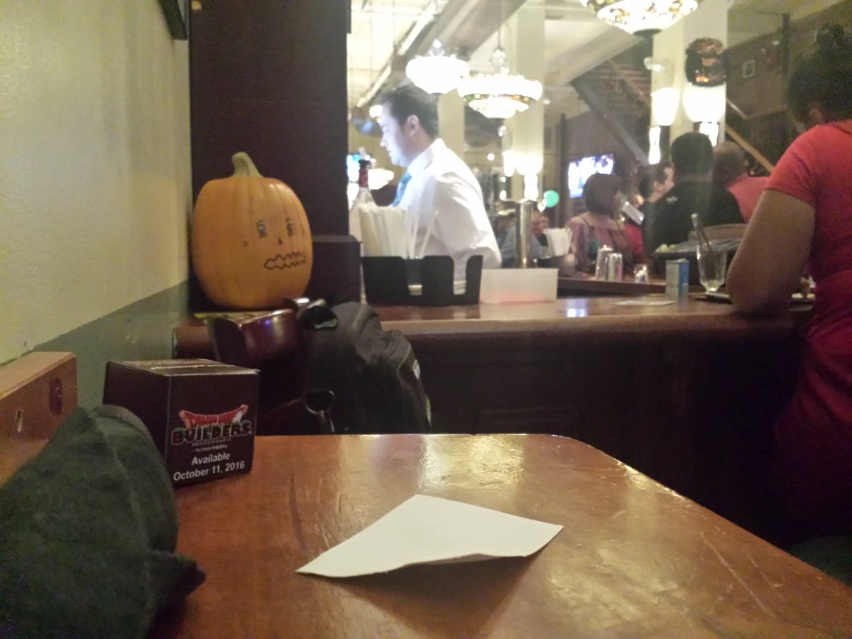 RiamuCelestrian's tweet image. DQ Builders Block #6: left at O'Lunney's Irish pub in Times Square, after #NYCC, 9/9/16. #BuildingAFanbase @DQDragonsDen @DragonQuest