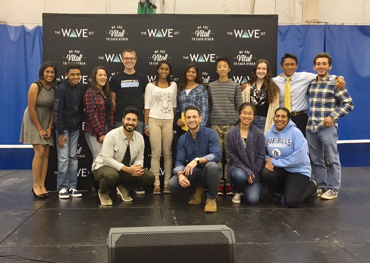 ParHillsHS's tweet photo. PHHS alumni Jared and Cameron Wohl representing their organization #TheWaveSet at the NJASC fall conference! Go vikings!! https://t.co/IMgTjmSjr2