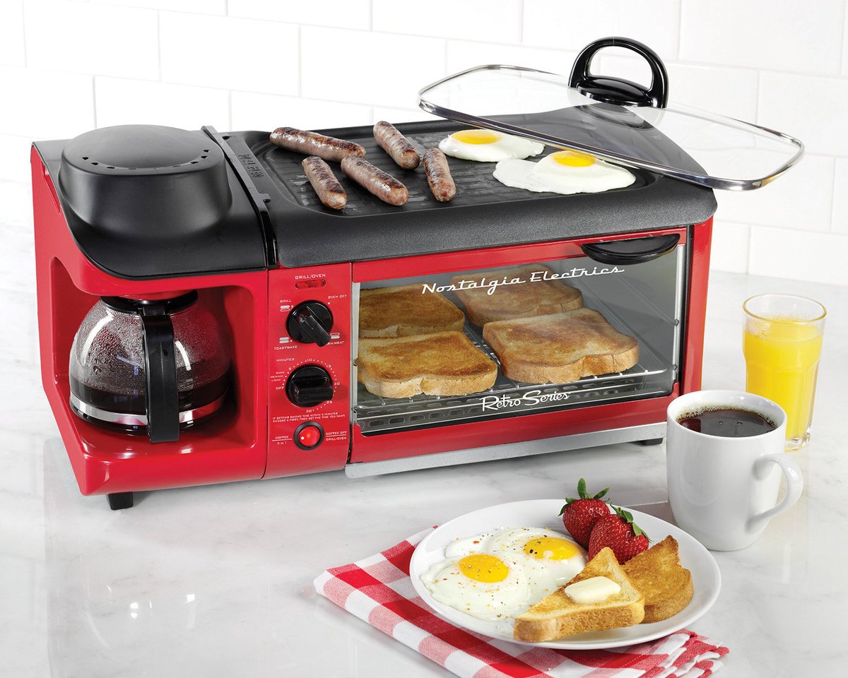 GrabAndCo's tweet photo. Meet the Retro Series 3-in-1 breakfast maker that means you can make the perfect cooked breakfast from wherever you like – no kitchen needed https://t.co/YWh2nPhfMj