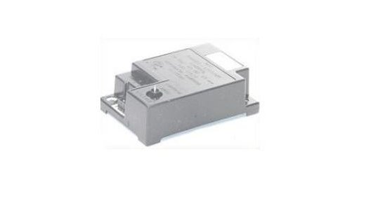 nephvac's tweet image. For a limited time you can purchase this #Carrier #IgnitionModule from our #clearance section. bit.ly/2dUSo0O #HVAC #Sale