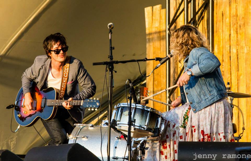 The_Loar's tweet photo. Loar artists @shovelsandrope  are killing it with their new album Little Seeds! See tour dates &amp; album info over at https://t.co/3YWqhBmfZH https://t.co/vLfyPoGjQH