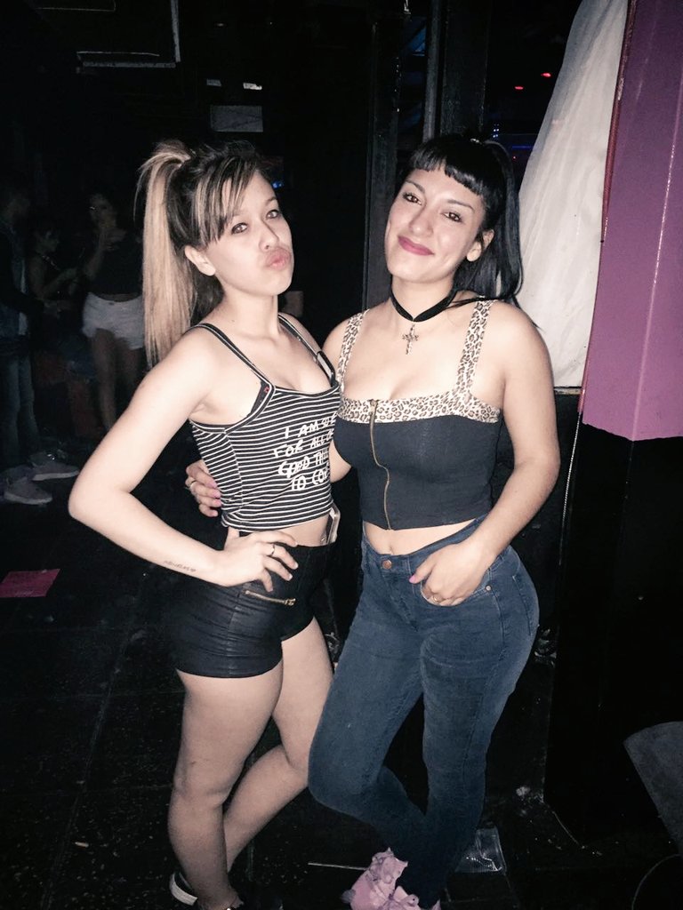 FloorAyelen99's tweet photo. Con una linda😻💘 @MariArzamendiaa https://t.co/Lu3S3G6dRb
