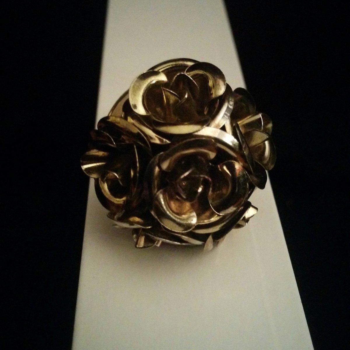 FVBTV's tweet photo. Ring around the rosie - $10.00
#ring
#fashionblogger
#torontoblogger
#popupstore https://t.co/Y5UGp6xEoT