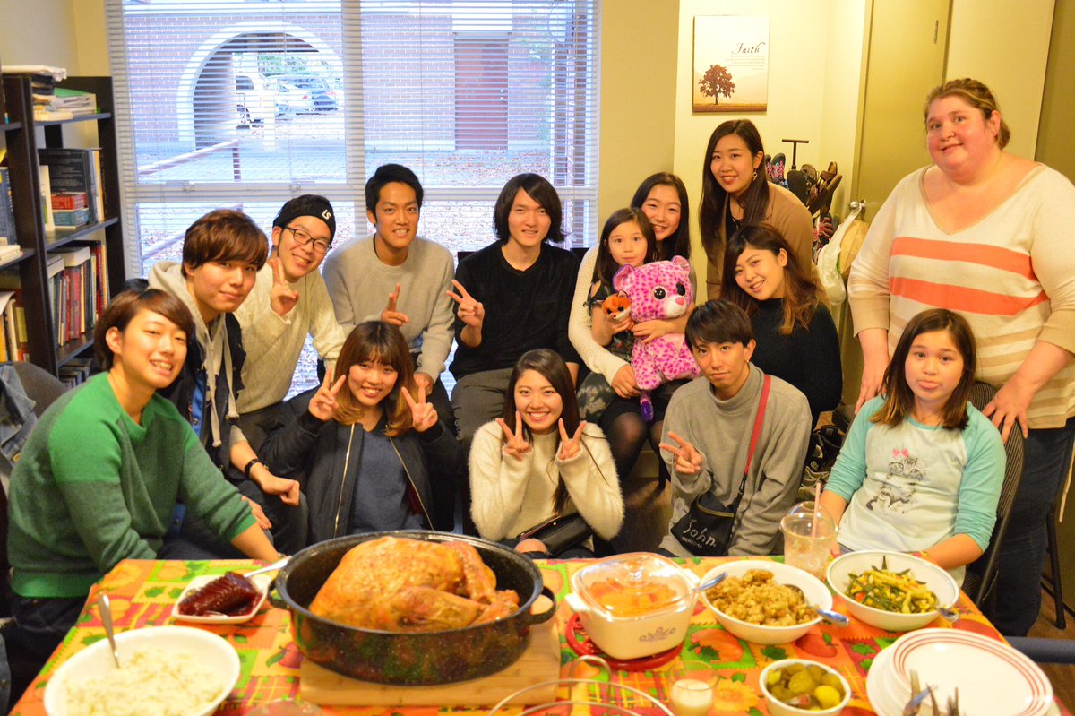 _admoon's tweet photo. Thankful to have shared #thanksgivingcanada with a wonderful group from #UBC_Rits LLED 200. #UBC_LLED #GradSchoolMom #phdstudentlife https://t.co/nZIOLyhmsJ