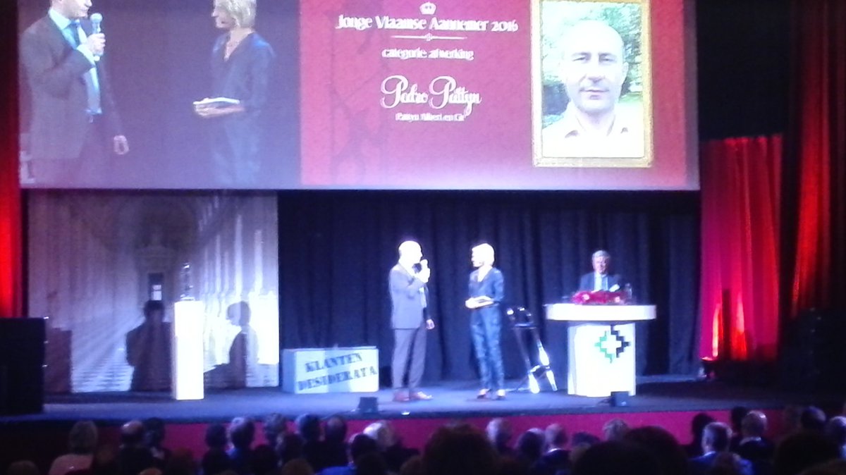 embuild_vl's tweet photo. Jonge Vlaamse aannemer Pedro Pattyn ! #visierapport2016 https://t.co/7hrCiq281D