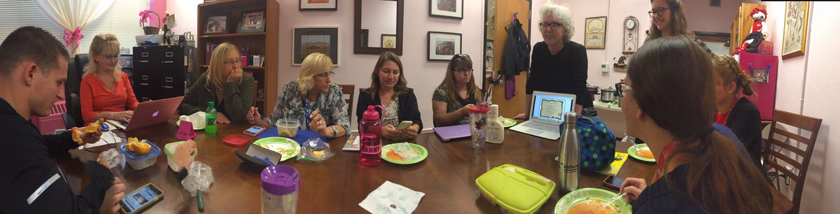 Twitter during lunch! #mteagles