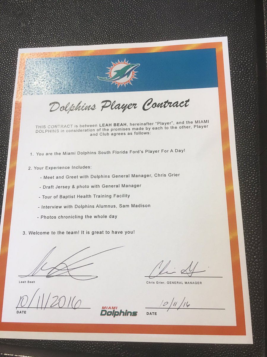 BeahBunnie's tweet photo. Thank you so much @soflaford @sammaddie29 & @MiamiDolphins for making me Your "player for the day" #sffrocks https://t.co/7VPXiGnHuI