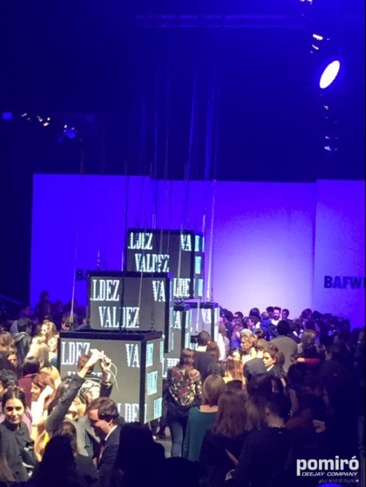 PomiroDJs's tweet photo. Desfiles by Pomiró Deejay Company #BAFWEEK2016 desfiles #fashion #music #models #pomirodjs @BafweekOficial @LaRural_BsAs https://t.co/iIQPkeZxw3