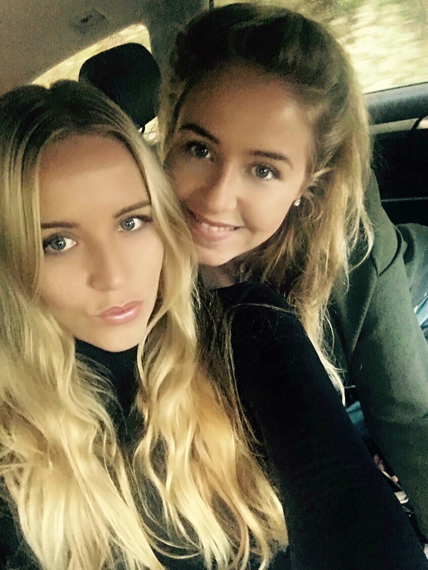 libbymurphy_x's tweet image. Sisterly ❤️💛💚💜💙💗