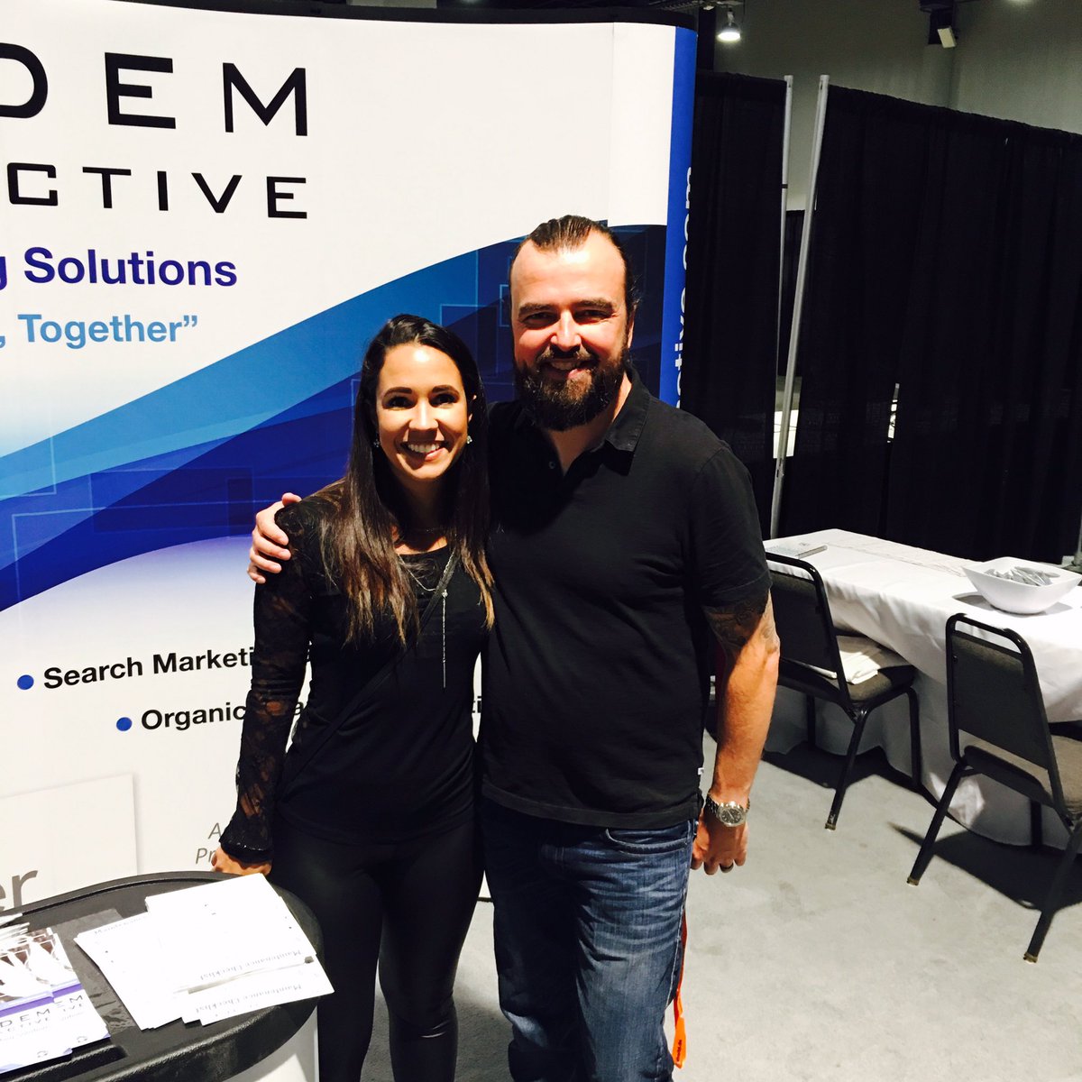 With this crazy guy in booth 520 <a href="/unmarketing/">Scott Stratten</a> @TandemTweets  #PubCon