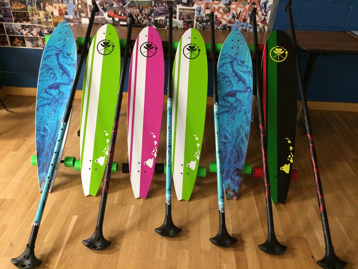 debadventurepe's tweet photo. We are going to be cruising soon on our new paddles in PE classes from Shark Tank competition #RNTHS https://t.co/Fcb9qmsJTG