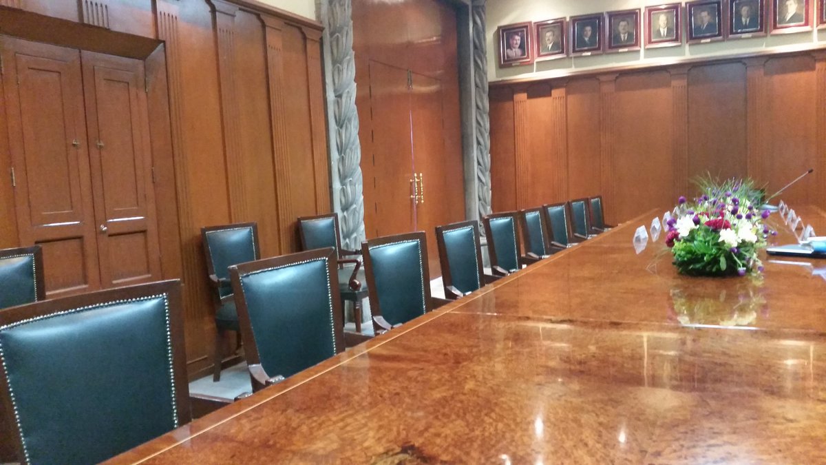 ZapopanGob's tweet photo. En breve, la sesión del Comité del Fideicomiso #CUSMAX. Sigue la cobertura en nuestras redes oficiales. https://t.co/EbpV0zZVqj