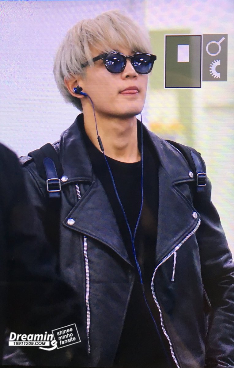 ☁️𝒮𝑜𝓅𝒽𝒾𝑒☁️ on Twitter: "look at my man's sexy neck today https://t.co/e57LCHqBkx" / Twitter