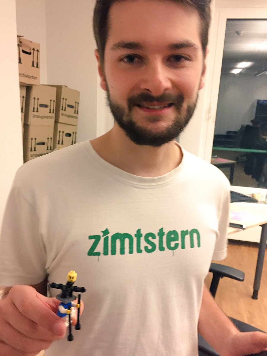 servicedesignhh's tweet photo. How do you feel while using public transportation services? Play it! #brickporn #lsp #lego w @michaelmartens_ https://t.co/Tkxg5bWe3Z