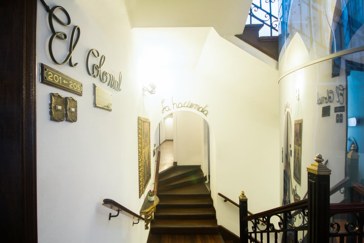 BonitaColonial's tweet photo. "All our environments reflect the past and the colonial sense".
reservas@casabonita.pe
#casabonitalcolonial#booking#trivago#hoteles.com https://t.co/frebwaHS2r