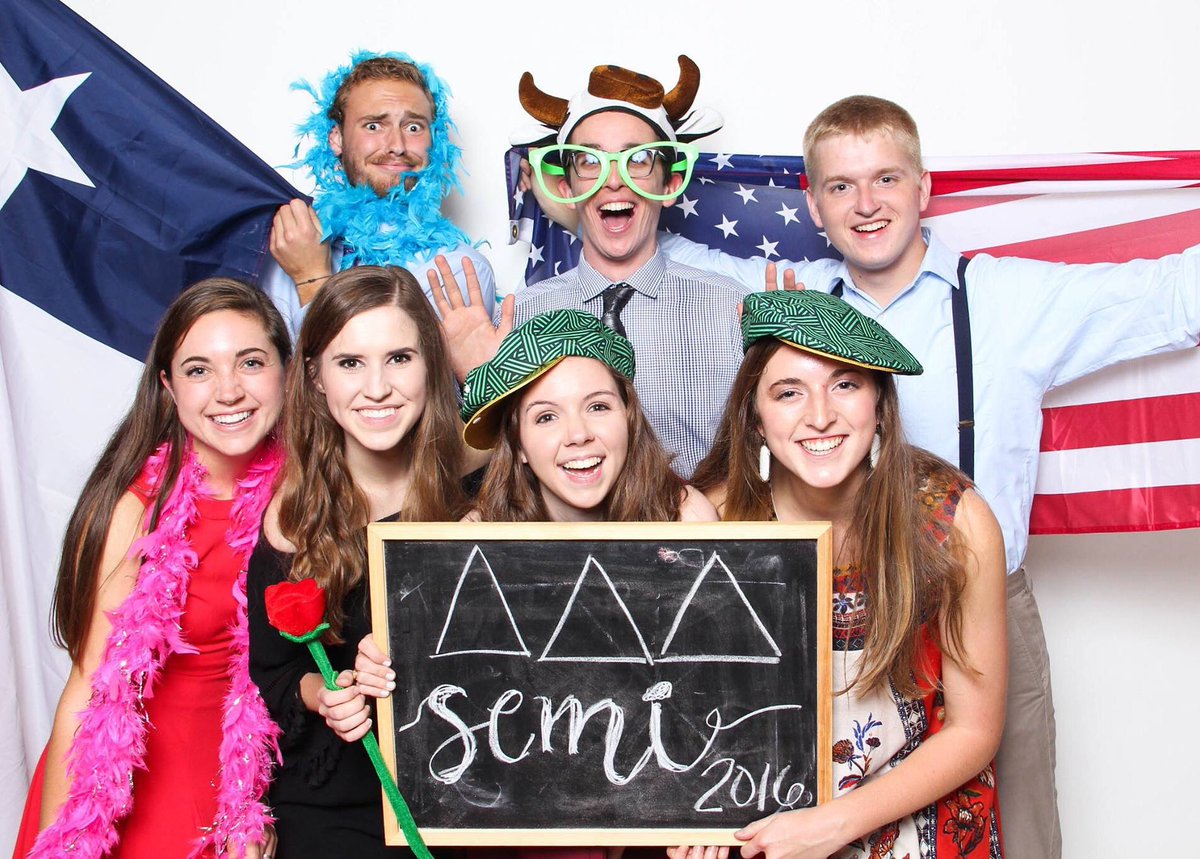 Thanks for the memz <a href="/BaylorTriDelta/">Baylor Tri Delta</a>! #DeltaFiesta #Kornerbooth
