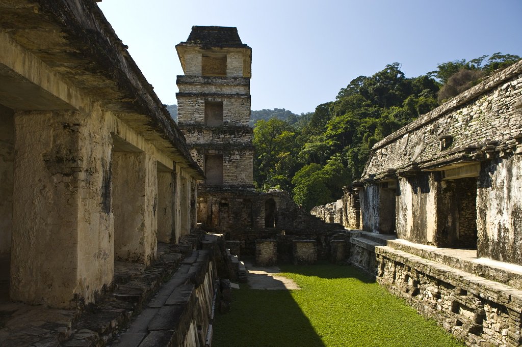 Imarketing20's tweet photo. Conocer #Chiapas es descifrar los misterios de antiguas civilizaciones, encuentro con impresionantes testimonios del pasado.
#ChiapasLoVale https://t.co/epiwmdSd2S