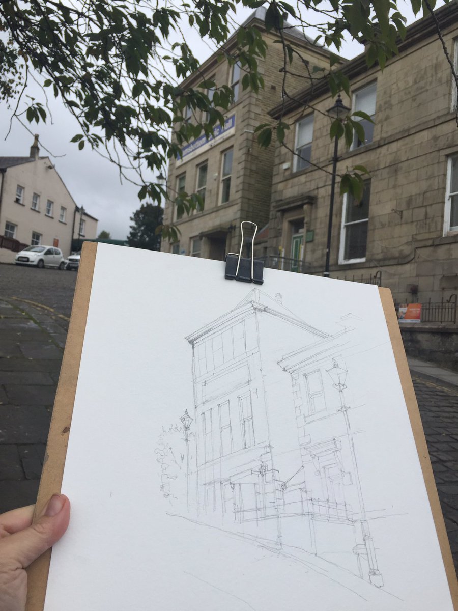 LizAckerleyArt's tweet photo. An eclectic mix of #OnLocation2016 #sketching today #reportage https://t.co/tIVSLTW0XW