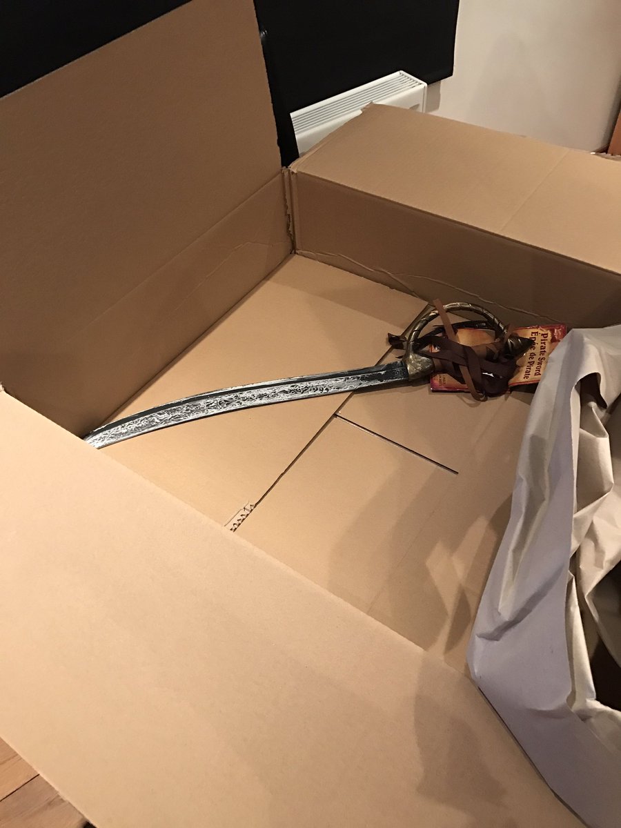 EloiseJefferies's tweet photo. @AmazonUK is this really necessary? https://t.co/cF1bI0i98g