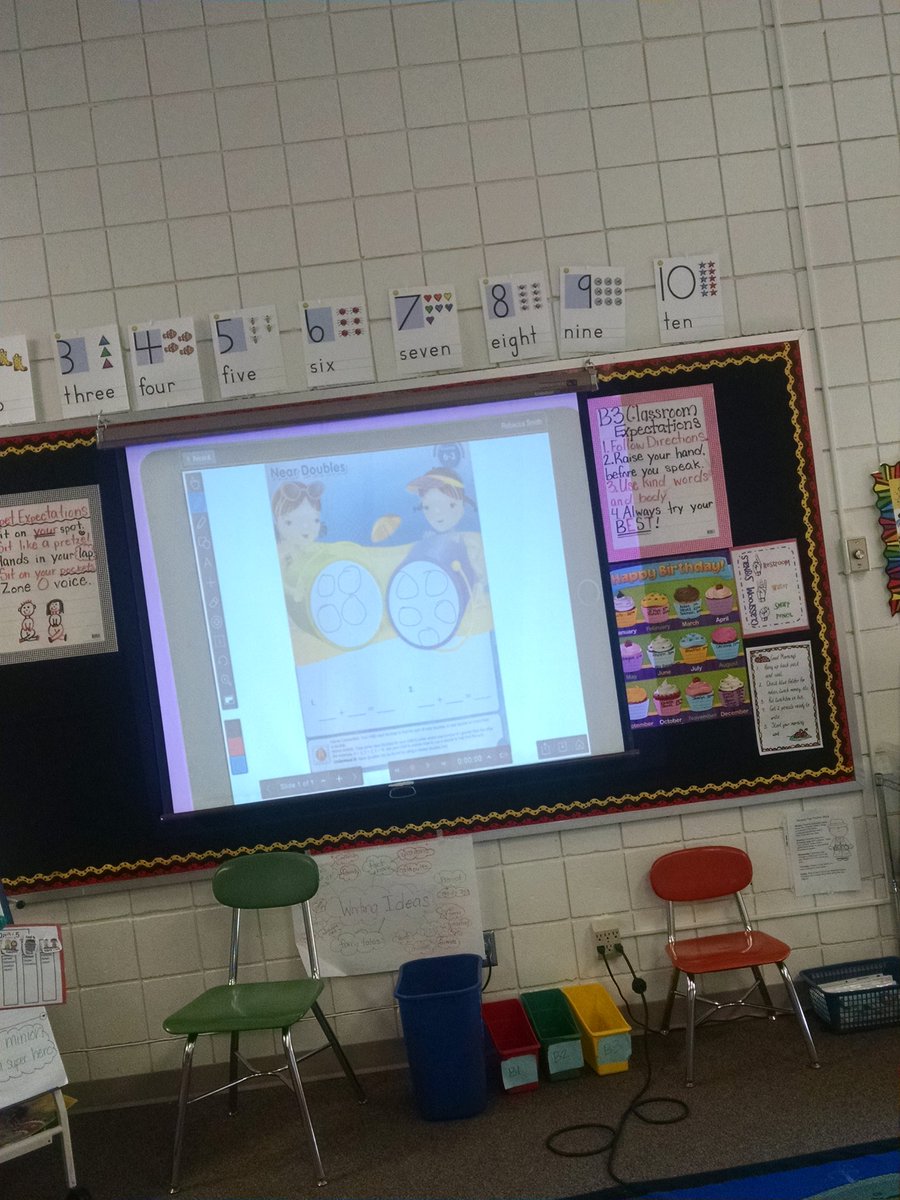 smith_rebecca_l's tweet image. Reflecting math with @explainevrythng today to be a more mobile teacher! @reflectoronline #somethingnew #neardoubles