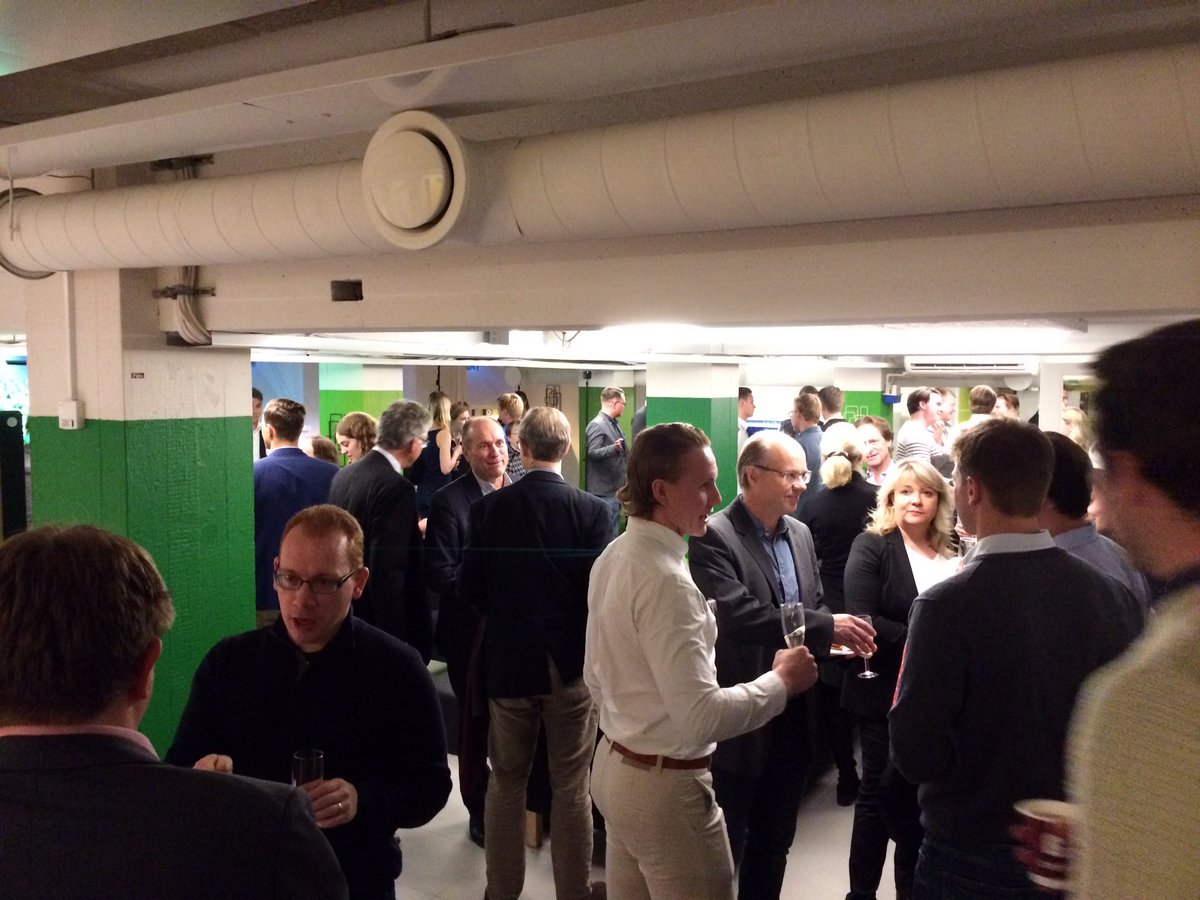 ninaolin1's tweet photo. Hanken Business Lab, open as of today! @Hanken_fi #hankenbusinesslab https://t.co/GkWFDR9U9s