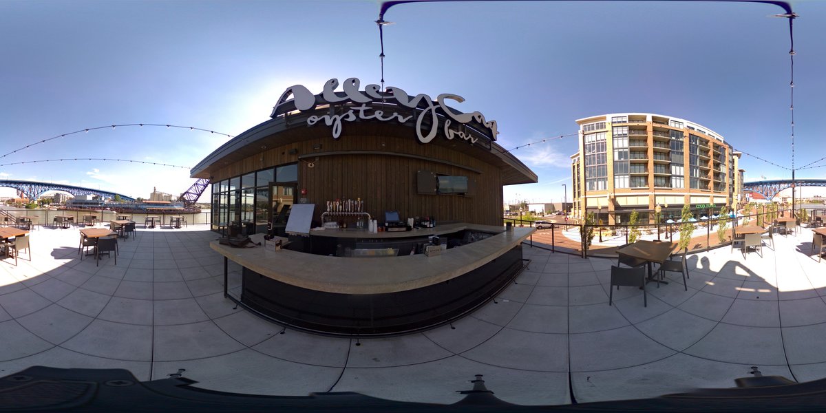 virtualcompass's tweet photo. Enjoying the atmosphere at @alley_cat_flats, see the patio in 360 degrees. https://t.co/p2LgkVdKjm https://t.co/dKisMYX8R5