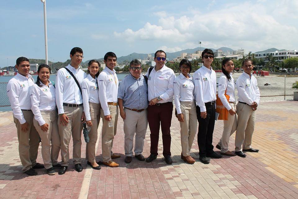 Estudiantes <a href="/unimagdalena/">Universidad del Magdalena</a> hacen parte de <a href="/SiturMagdalena/">SITUR Magdalena</a> proyecto <a href="/MincomercioCo/">MinComercio Colombia</a> <a href="/fonturcol/">Fontur Colombia</a> <a href="/HotelesenSmr/">COTELCO MAGDALENA</a> <a href="/omarhernang/">OMAR HERNÁN GARCÍA SILVA</a> <a href="/edosoriolozano/">Eduardo Osorio</a>