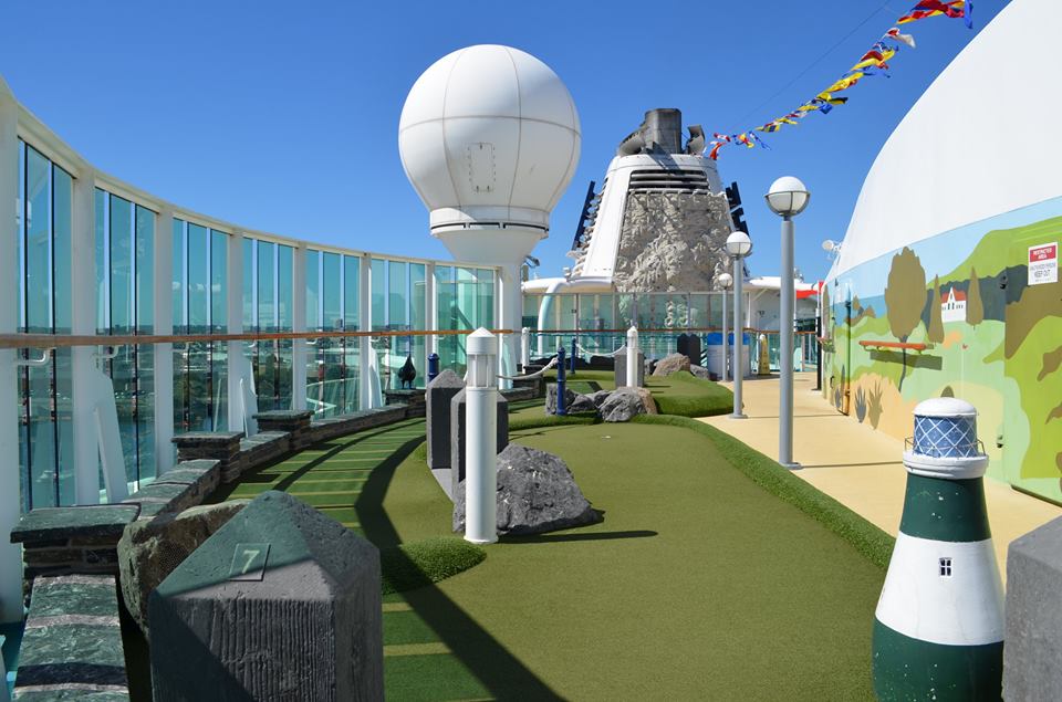 MEtheridgeAtSea's tweet photo. Why yes, that is a mini golf course and rock climbing wall on a BOAT. Ticket link in bio! #royalcaribbean #brillianceoftheseas #rocktheboat https://t.co/Kp0AAmibw6