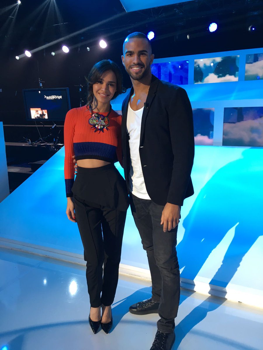 OchoMindset's tweet photo. En direct du plateau de #SS10 en compagnie de @LeilaBenKhalifa #LeDebrief #TeamOCHO https://t.co/WS2jO8FLDI