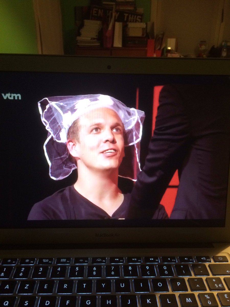 axellevangoolen's tweet photo. @JamesCooke1984 je bent toch zo'n cutie! #jonasenvangeel #hijzeija! #everythingforthejob https://t.co/2U0VisYiJ6