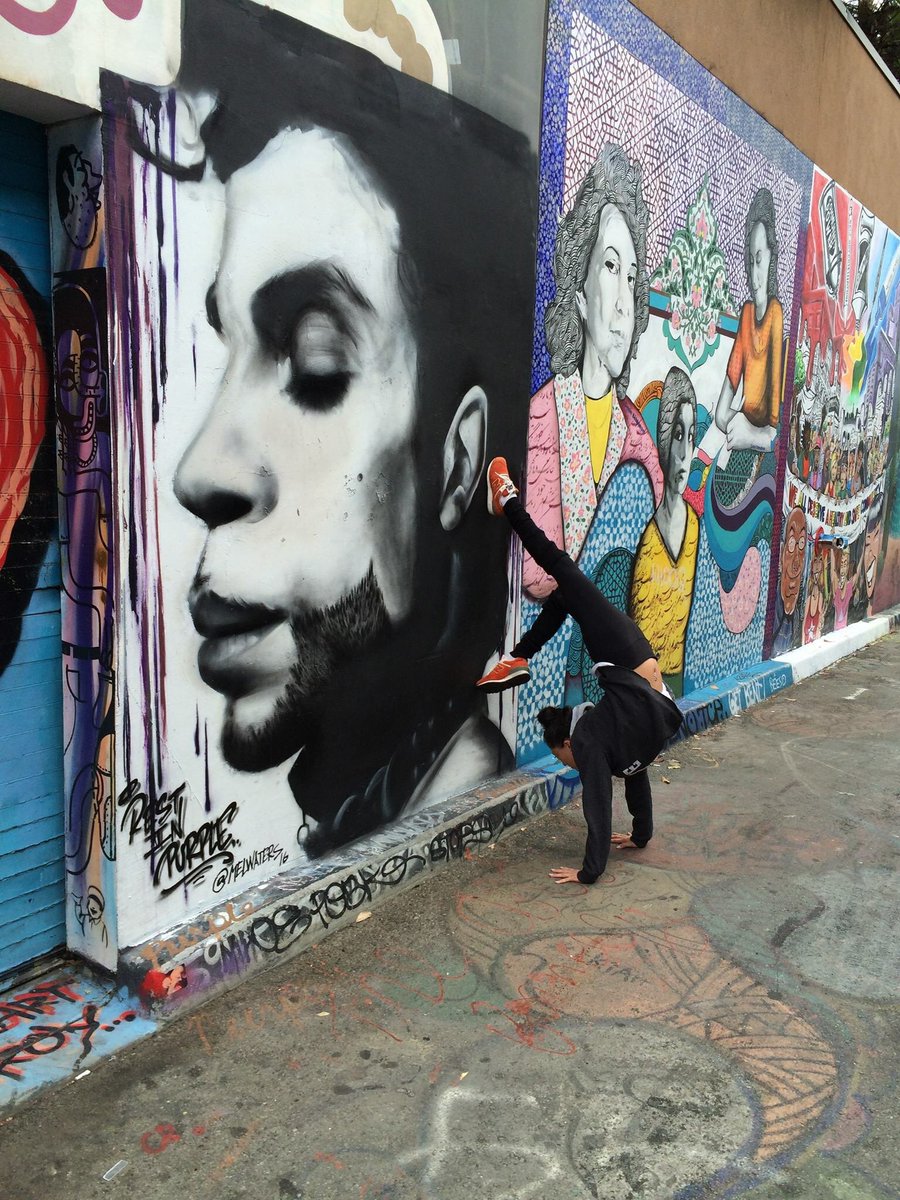 HillaryKYoga's tweet photo. San Fran &amp; Prince ... Awesome!!!

#prince #namaste #sanfran #california #yogilife #yogisofig #yoginis #yogi #yoga #handstand #muralart https://t.co/3cRSpUKJUY