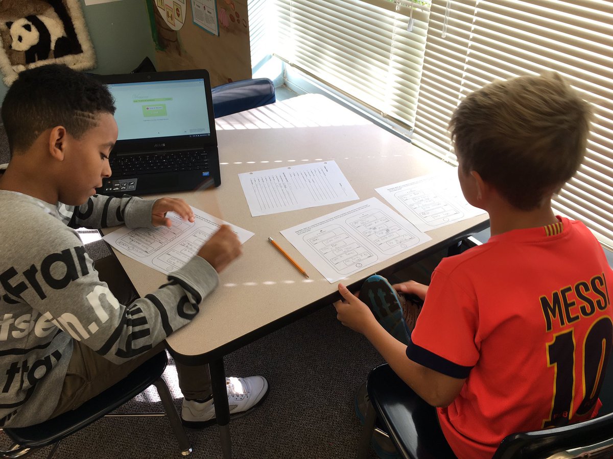 SenoraPalacios's tweet image. Using Vocaroo to record a texting conversation in Spanish between two friends! #techmeetslanguage @JeffreysGroveES @TeamVicinus